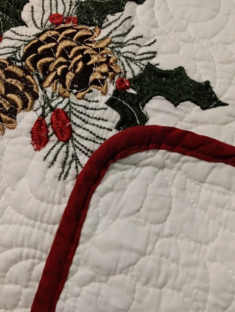 Cracker Barrel white quilt